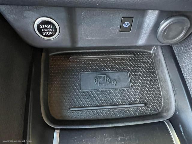 Auto - Nissan qashqai mhev 140 cv business