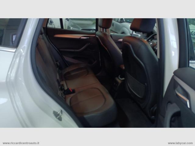 Auto - Bmw x1 sdrive18d business -navy/full led/pelle/telecamera