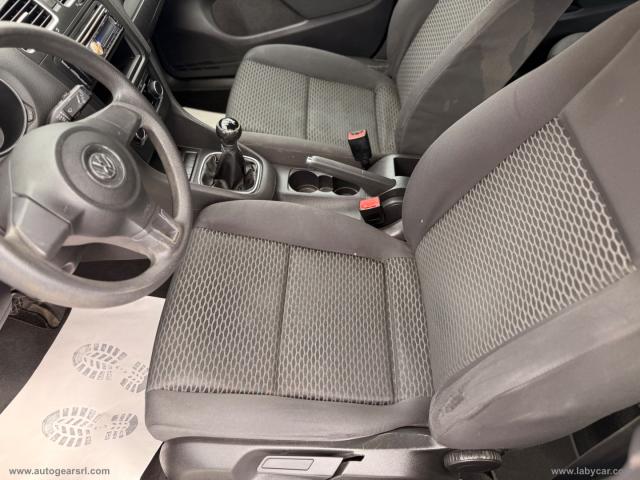 Auto - Volkswagen golf 1.4 5p. united