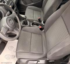 Auto - Volkswagen golf 1.4 5p. united