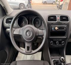 Auto - Volkswagen golf 1.4 5p. united