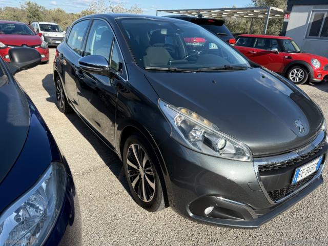 Auto - Peugeot 208 bluehdi 100 5p. allure