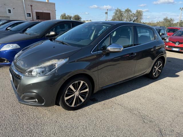 Auto - Peugeot 208 bluehdi 100 5p. allure