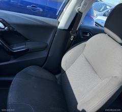 Auto - Peugeot 208 bluehdi 100 5p. allure