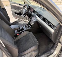 Auto - Volkswagen passat bus var.2.0 tdi 190 4mot dsg exec