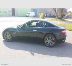 Auto - Maserati granturismo 4.7 v8 s