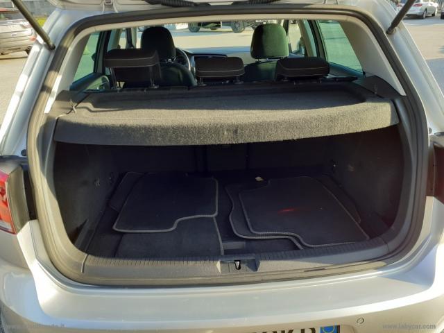 Auto - Volkswagen golf 1.6 tdi 110 cv 5p. lounge bluemotion