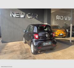 Auto - Smart forfour 70 1.0 twinamic youngster