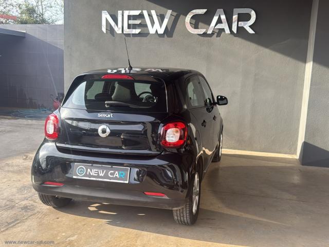 Auto - Smart forfour 70 1.0 twinamic youngster