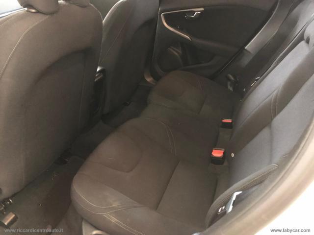 Auto - Volvo v40 cross country d2 geartronic business