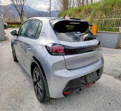 Auto - Peugeot 208 puretech 130 s&s eat8 5p. gt pack