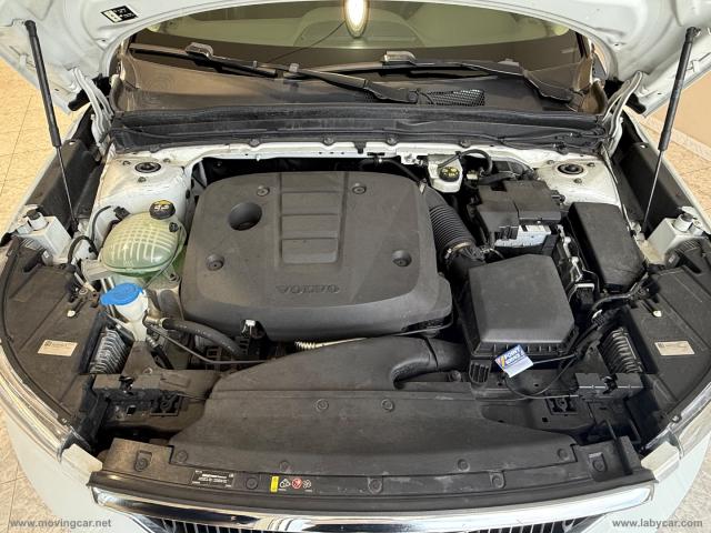 Auto - Volvo xc40 d3 awd geartronic business plus