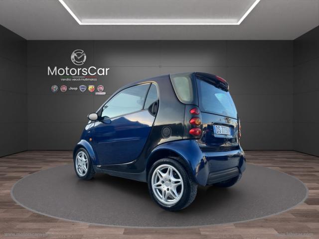 Auto - Smart fortwo passion
