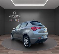 Auto - Alfa romeo giulietta 1.4 turbo 120 cv progression