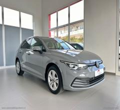 Auto - Volkswagen golf 2.0 tdi 1st edition life