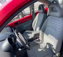 Auto - Volkswagen new beetle 1.6
