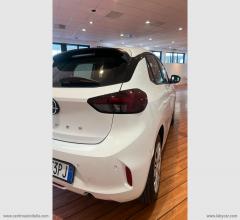 Auto - Opel corsa 1.2 edition