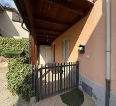 Appartamenti in Vendita - Casa indipendente in vendita a scafa centro storico