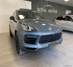 Auto - Porsche cayenne 3.0 v6