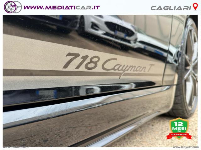 Auto - Porsche 718 cayman t