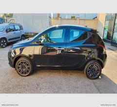 Auto - Lancia ypsilon 1.0 firefly hybrid eco gold