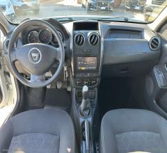 Auto - Dacia duster 1.6 110 cv 4x2 gpl laurÃ©ate