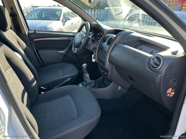 Auto - Dacia duster 1.6 110 cv 4x2 gpl laurÃ©ate