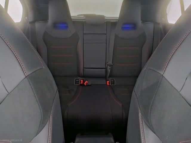 Auto - Mercedes-benz a 200 d automatic premium amg line
