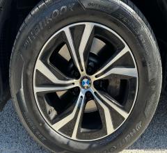 Auto - Bmw x5 xdrive25d xline