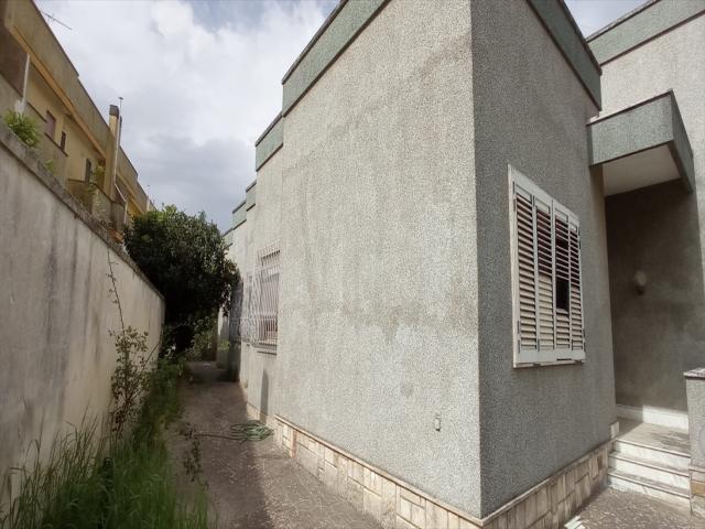 Appartamenti in Vendita - Casa indipendente in vendita a monteroni di lecce zona residenziale