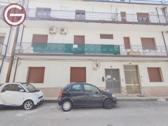 Appartamento in vendita a taurianova zona semicentrale