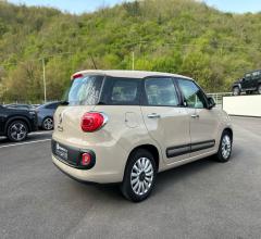 Auto - Fiat 500l living 1.6 mjt 120 cv pop star