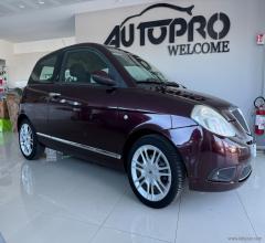 Auto - Lancia ypsilon 1.4 16v argento