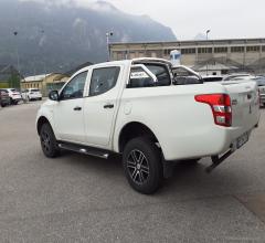 Auto - Mitsubishi l200 2.4 di-d/154cv double cab inform 5 posti autocarro