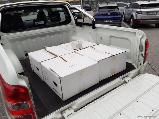 Auto - Mitsubishi l200 2.4 di-d/154cv double cab inform 5 posti autocarro