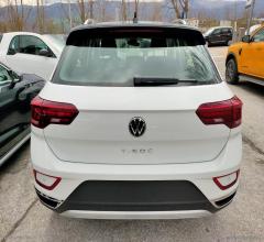 Auto - Volkswagen t-roc 1.5 tsi act style