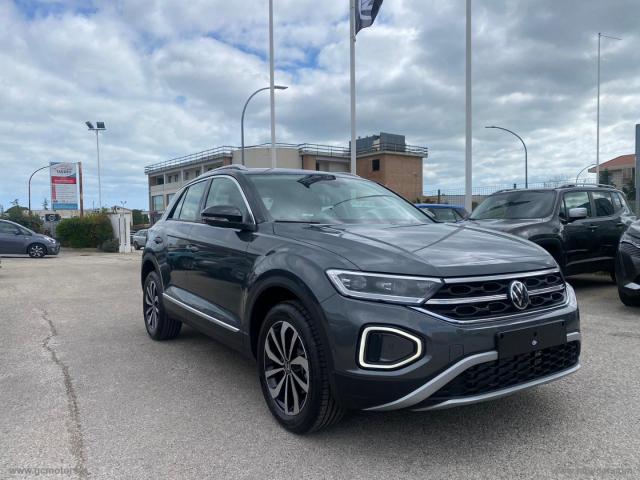Auto - Volkswagen t-roc 1.5 tsi act style