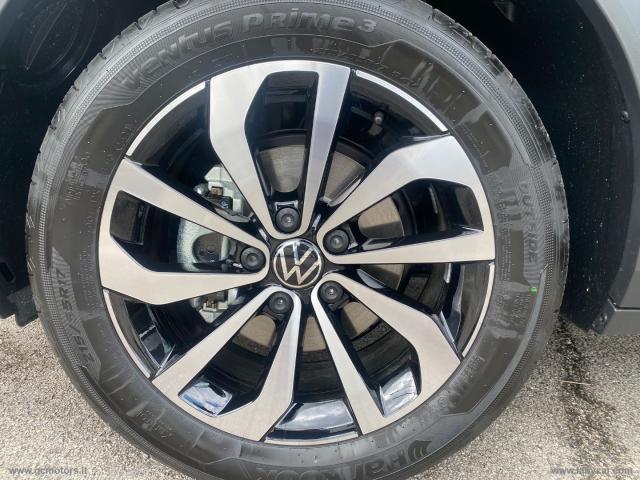 Auto - Volkswagen t-roc 1.5 tsi act style