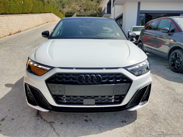Auto - Audi a1 spb 30 tfsi s tronic identity black