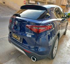 Auto - Alfa romeo stelvio 2.2 t.diesel 180cv at8 rwd super