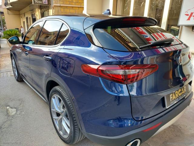 Auto - Alfa romeo stelvio 2.2 t.diesel 180cv at8 rwd super