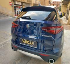 Auto - Alfa romeo stelvio 2.2 t.diesel 180cv at8 rwd super
