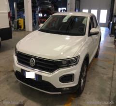 Auto - Volkswagen t-roc 2.0 tdi 150 dsg adv. bluemot. tech