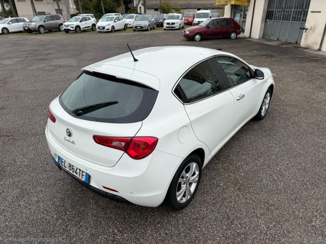 Auto - Alfa romeo giulietta 1.4 turbo multiair exclusive