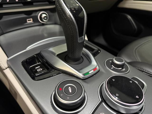 Auto - Alfa romeo stelvio 2.2 t.diesel 190cv at8 q4 sprint