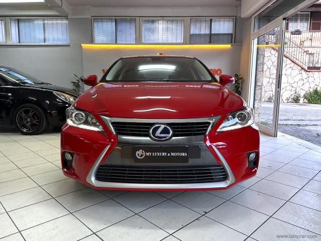 Auto - Lexus ct 200h hybrid luxury