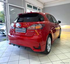 Auto - Lexus ct 200h hybrid luxury
