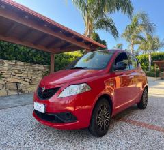 Auto - Lancia ypsilon 1.3 mjt 95 cv 5p. s&s silver