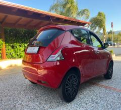 Auto - Lancia ypsilon 1.3 mjt 95 cv 5p. s&s silver