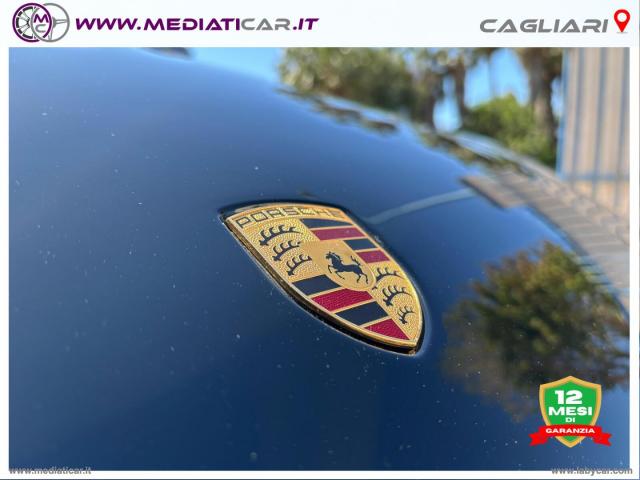 Auto - Porsche macan 2.0